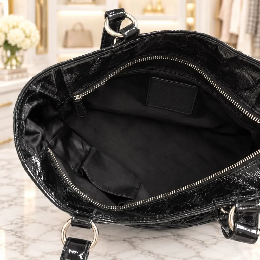 COACH Black Signature Classic Patent Leather Embossed Logo handbag/tote bag
